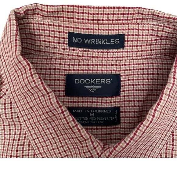 Dockers Men's No Wrinkles Red, Gold, White Plaid Button Down Shirt, Size Medium - Picture 3 of 7